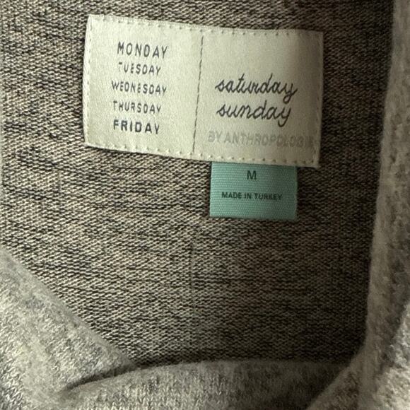 Saturday Sunday Anthropologie Lisbeth Marled Gray Cowl Neck Sweater Dress M
Midi - Picture 4 of 9